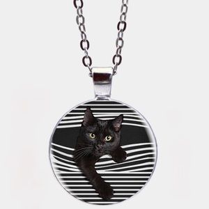 Adorable Peeking Black Cat Necklace!